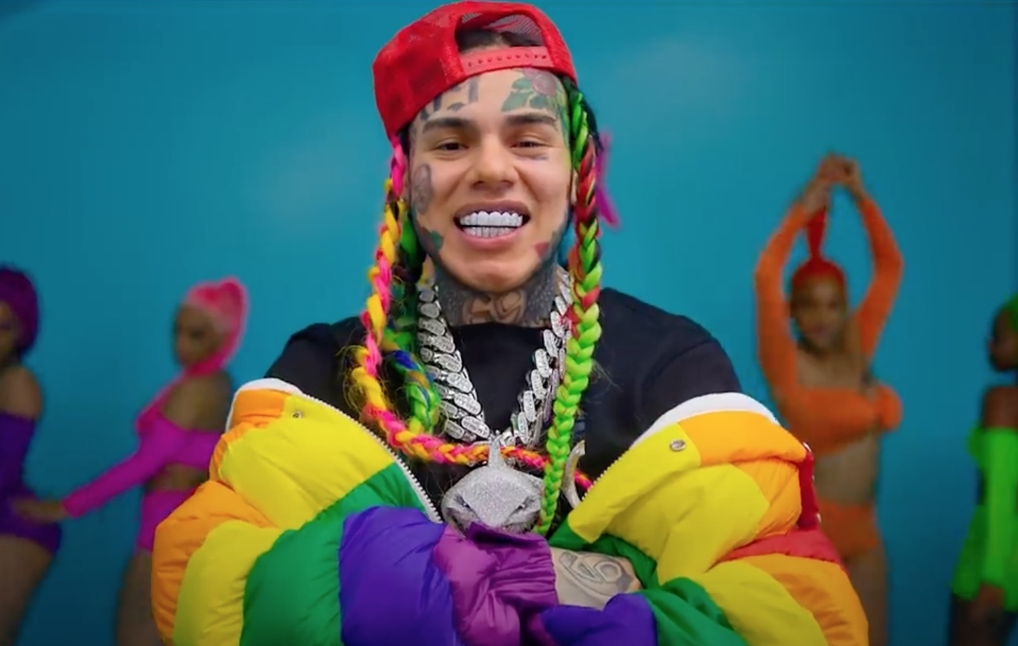 Tekashi-6ix9ine Breaks Youtube Record for becoming the Biggest 24 Hour Debut Hip-Hop Hit