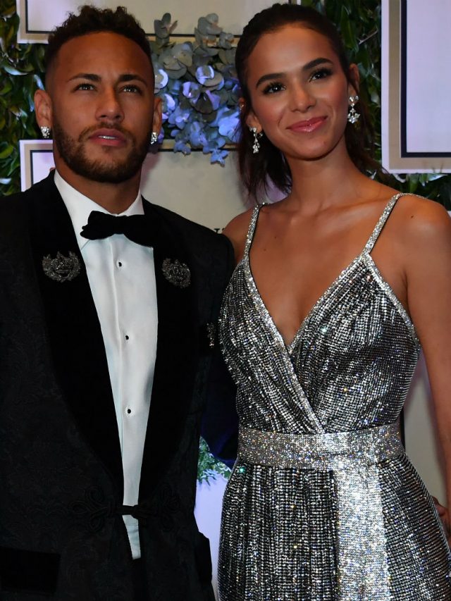Neymar And Girlfriend Confirms Breakup After Cheating Rumors