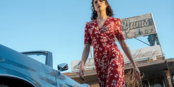 Ethan Coen’s Honey Don’t! Earns Standing Ovation at Cannes with Bold, Queer Crime Comedy