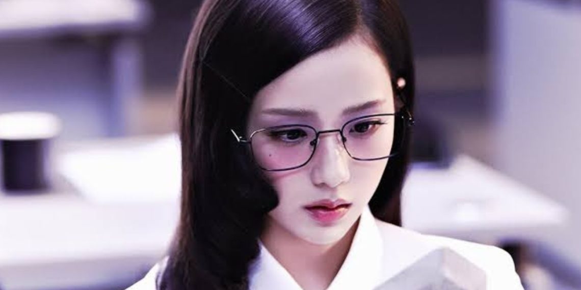 JISOO’s “Earthquake” Surpasses 100 Million Streams on Spotify, Her Third Song to Do So