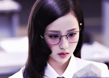 JISOO’s “Earthquake” Surpasses 100 Million Streams on Spotify, Her Third Song to Do So