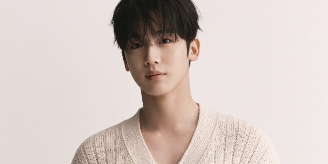 Kim Yo Han Amazes Fans With New Profile Photos Ahead of Drama Comeback