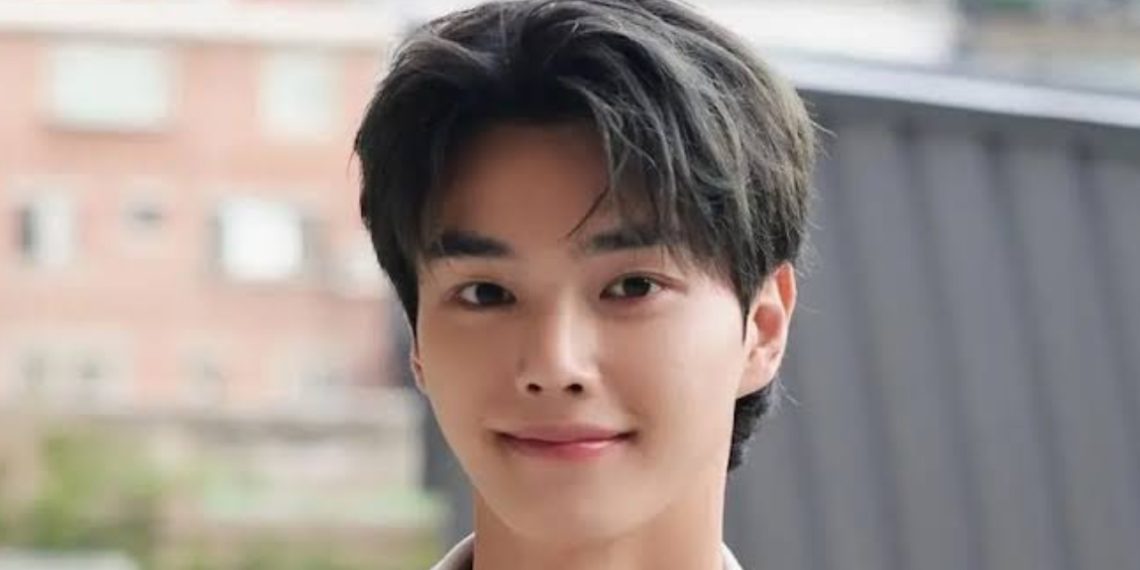 Song Kang in Talks to Star in Upcoming Drama ‘Four Hands,’ a Story of Youth, Music, and Growth