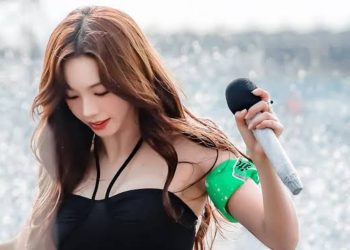 aespa’s Karina Faces Mixed Reactions After Solo “Waterbomb 2025” Performance Amid Lip-Syncing Controversy