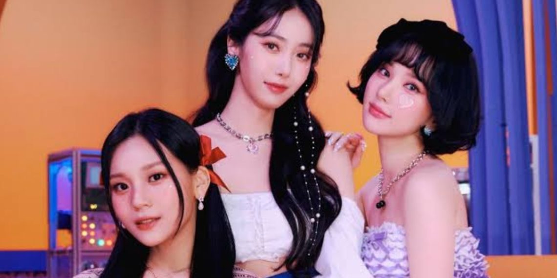 VIVIZ Prepares to Amaze Fans with First Full Album ‘A Montage of ( )’ and Upcoming World Tour